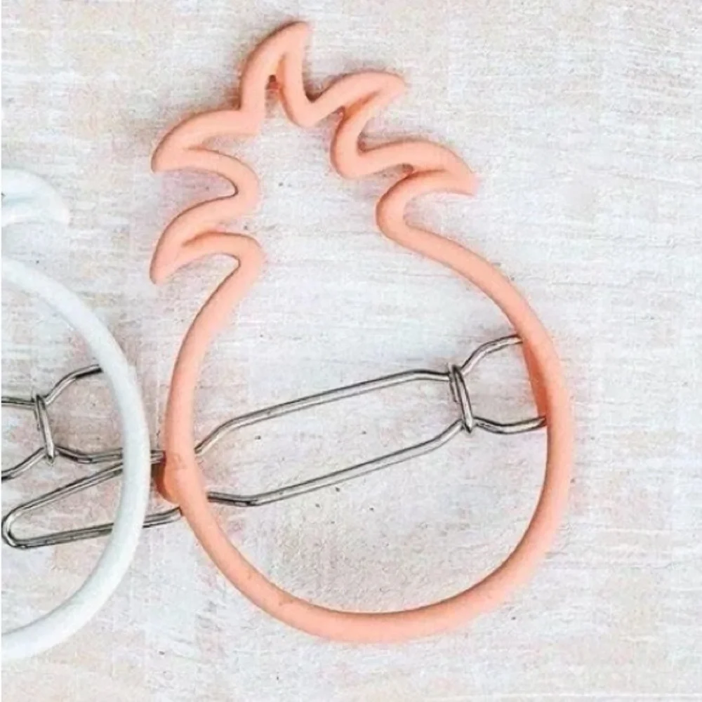 Pura Vida Pineapple Hair Clip Gold Tone Minimalist Summer Boho